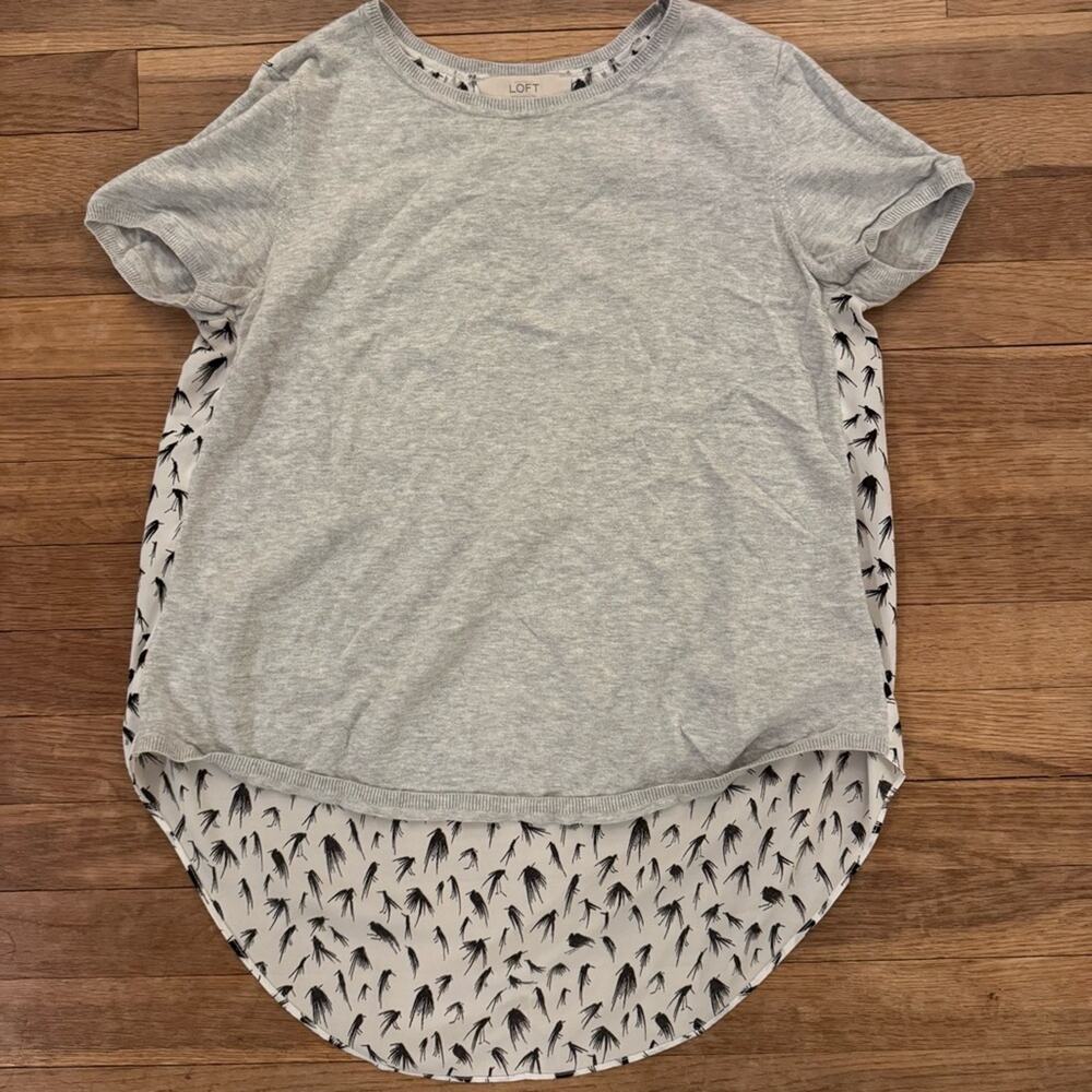 Loft asymmetrical knit T-shirt blouse bird print shirt top size small S
b3